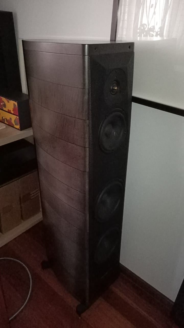 SOLD: Sonus Faber Cremona floorstand speakers Img-2011