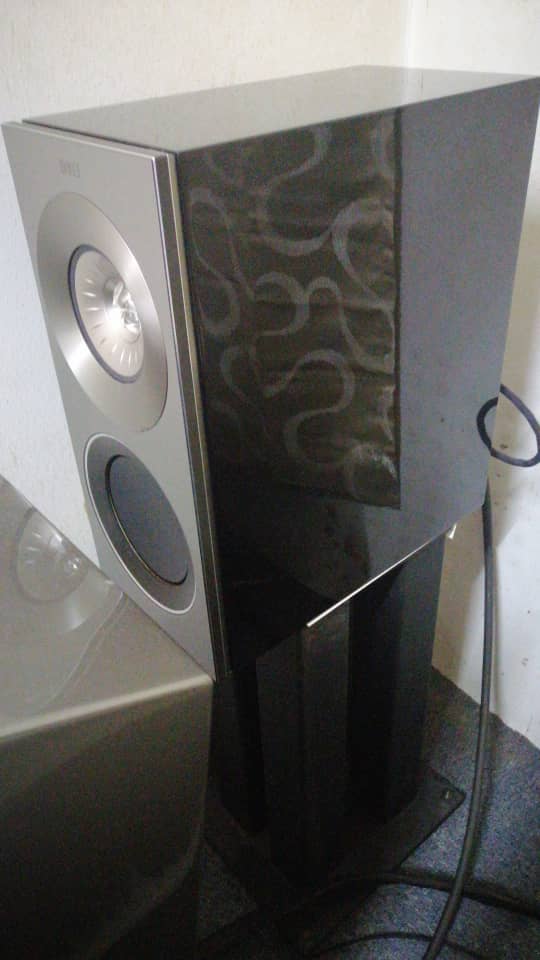 KEF Ref 1 speakers Img-2023