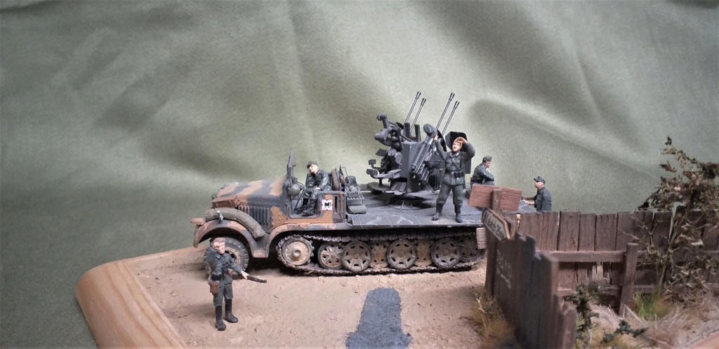 <<SANS L'OMBRE D'UN DOUTE>>SD. KFZ.7/1 revell kit détaillage Part+armo et remorque Altaya   Sans_l15