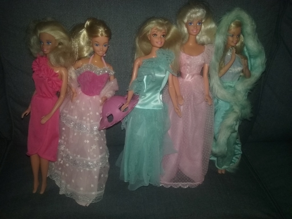 Ma petite collection Barbie :)   20201212