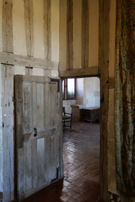 Chambre parentale.....médiévale ;-) Chambr11