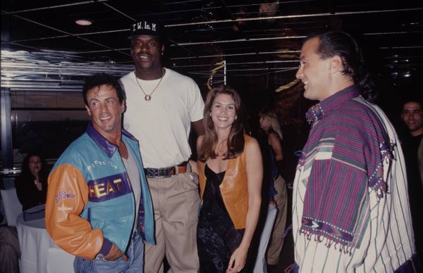 STALLONE et les stars. - Page 19 1ca8y410