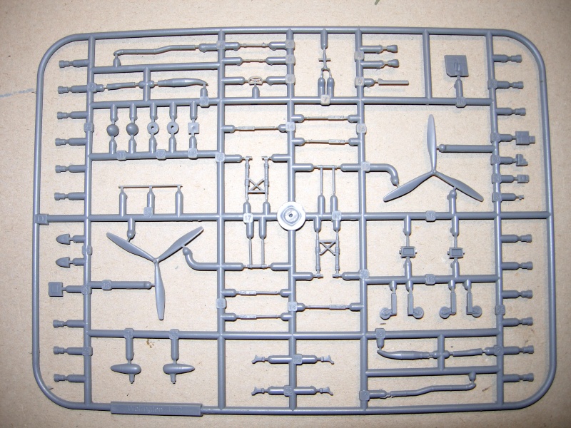 [MPM] Vickers WELLINGTON  Mk. IC Dscn2929