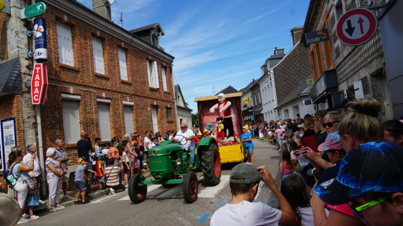 2024-08-15 Corso fleuri à Criquetot l'Esneval (76) Dsc03300