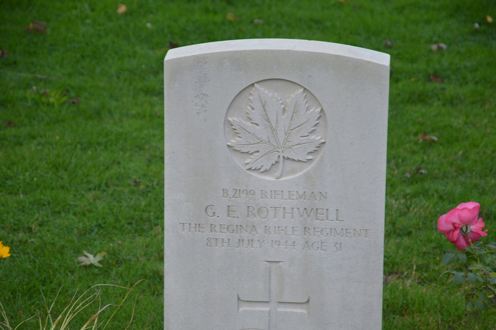 Cimetière Mémorial Canadien - BENY SUR MER - NORMANDIE Dsc_0703