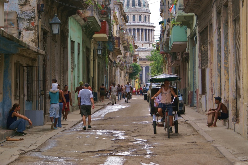 El derecho de cada familia cubana a disfrutar de una vivienda digna. - Página 4 Cuba_212