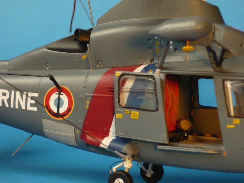 [CONCOURS HELICO] Dauphin SP Marine 1/48 Trumpeter - Page 2 P1000821