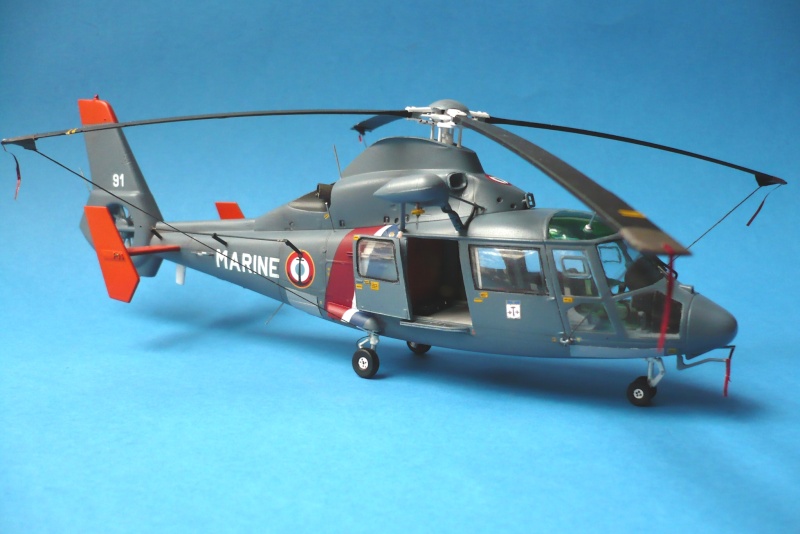 [CONCOURS HELICO] Dauphin SP Marine 1/48 Trumpeter - Page 2 P1000910