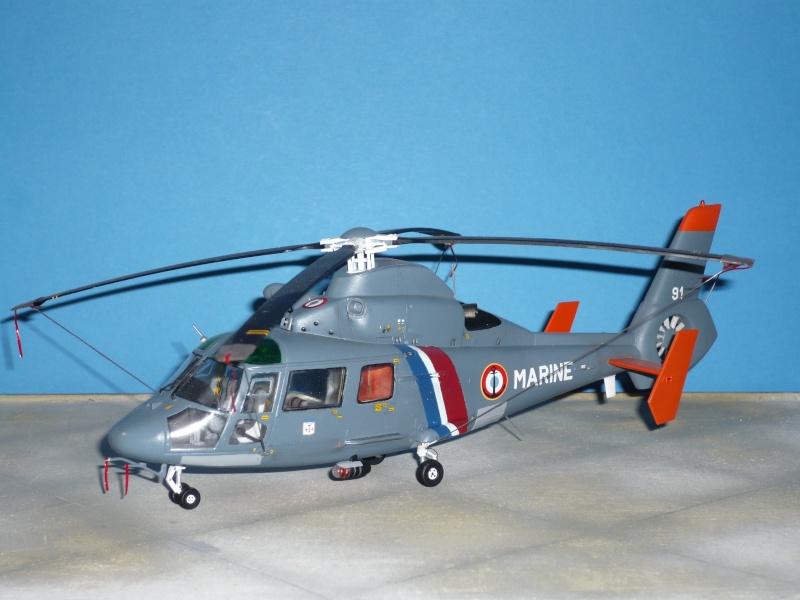 [CONCOURS HELICO] Dauphin SP Marine 1/48 Trumpeter - Page 3 P1010015