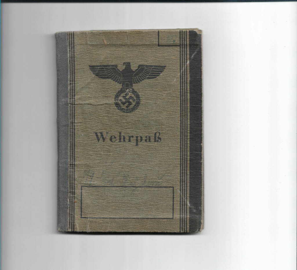 Wehrpass Leibstandarte KIA Normandie Wehrpa10