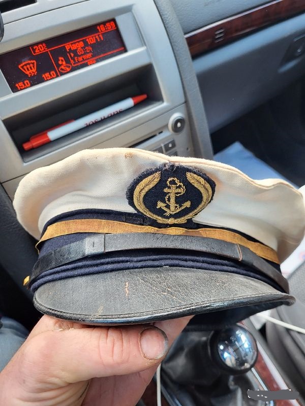 Casquette Marine Nationale , WW2 ? 9fd67010