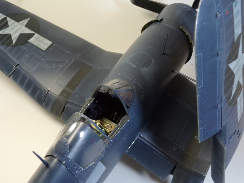 F4U1D corsair à croupion blanc (trumpeter 1/32)  0714