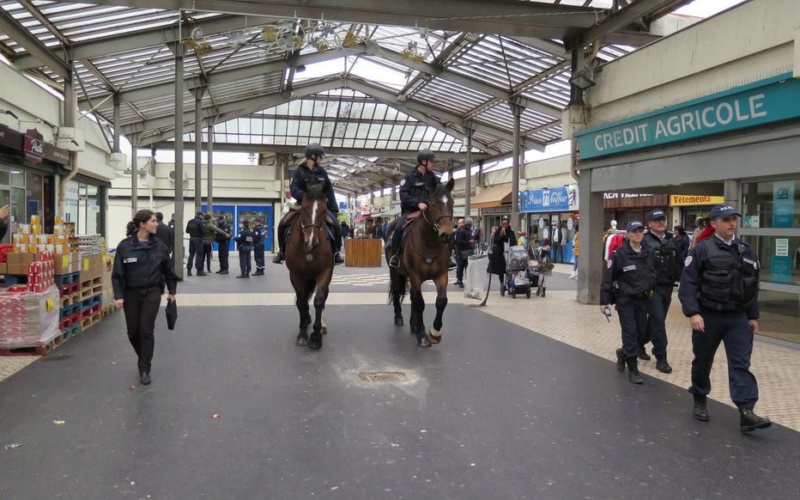 meaux - A Meaux, la brigade équestre en patrouille dans le quartier de Beauval Brigad10