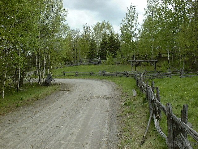 Visite du village d'Émilie Chemin10