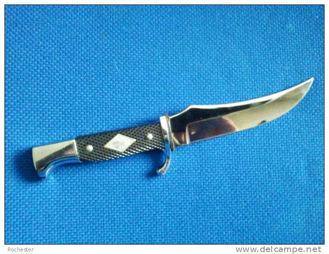 couteau scout - [DOSSIER] Les couteau H-J et ses variantes - Page 6 168_0010