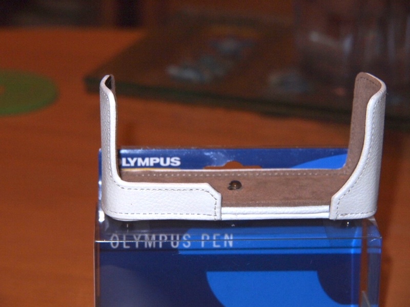 [VDS] Coque en cuir Olympus pour Pen E-P1 blanc CS-10B P2077615