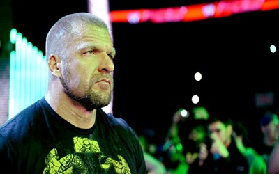 Triple H regresa al ring en WWE Raw 25 de febrero Atripl10