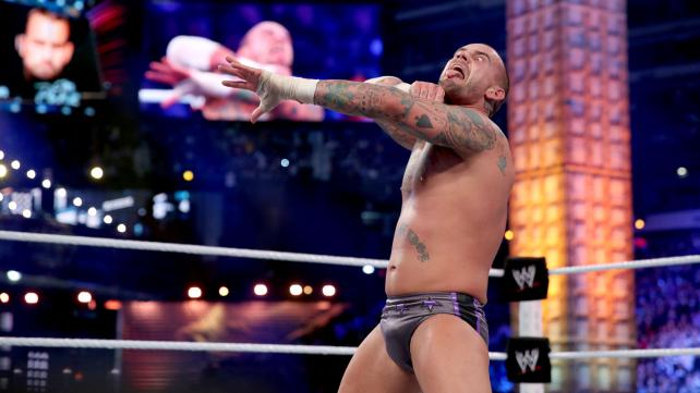 The Undertaker vence a CM Punk en Wrestlemania 29 Wm29_p11