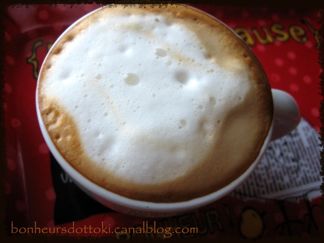Un mousseur de lait pour cappuccino italien : Miam ! Cappuu11