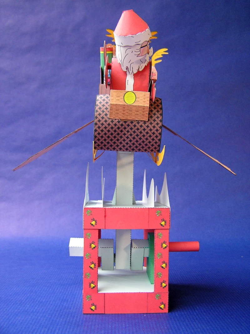 Kleine Weihnachtsbastelei - Kartonautomat Flying Santa von Paperpino 5511