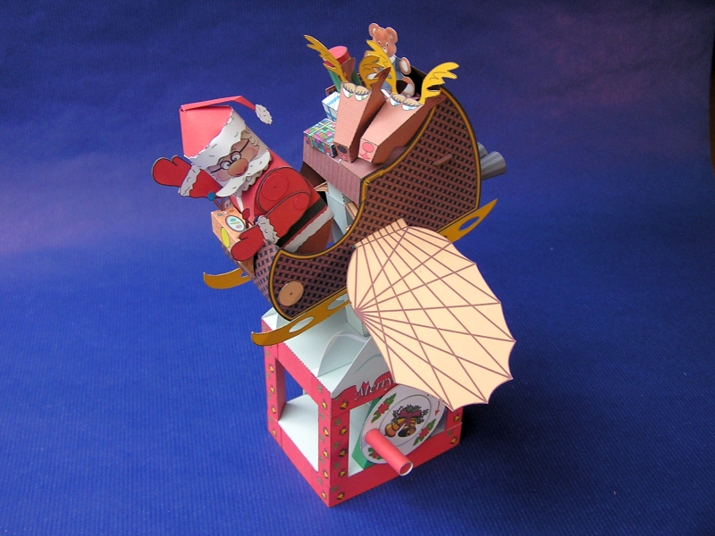 Kleine Weihnachtsbastelei - Kartonautomat Flying Santa von Paperpino 6011