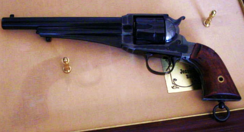 1875 Remington SA Outlaw cal.44RF of JESSE JAMES by Franklin Mint Reming13