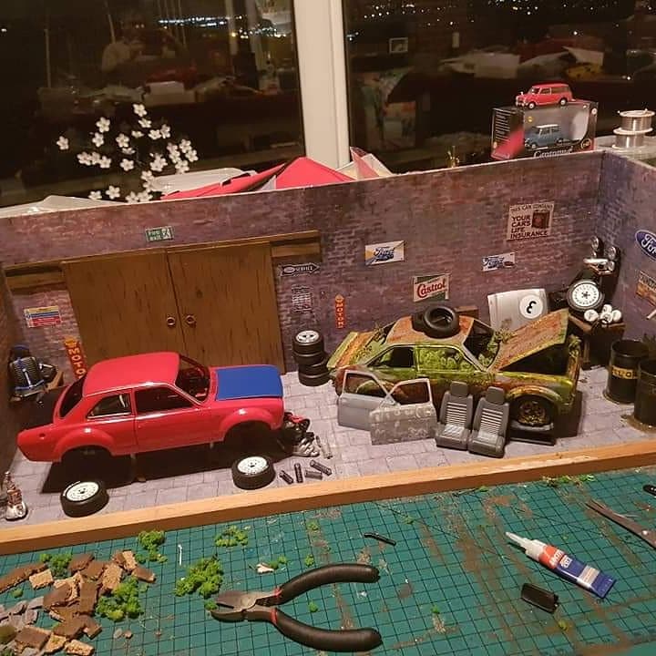 MOTOR CAR DIORAMAS. Motor_26