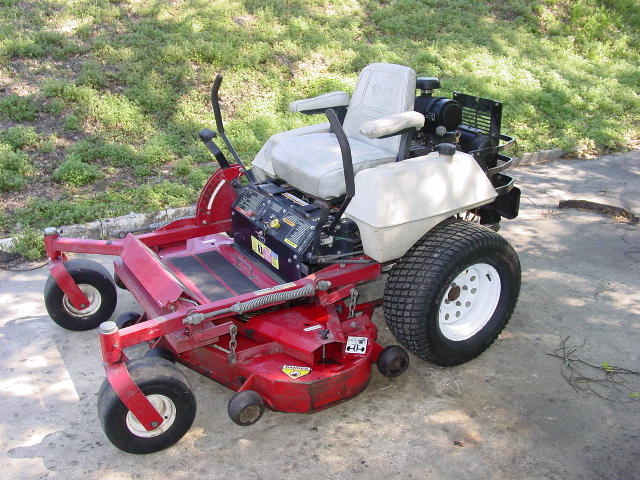 ExMark Zero Turn 52" NEW 25 HP Kohler Command - $3500  Dsc06611