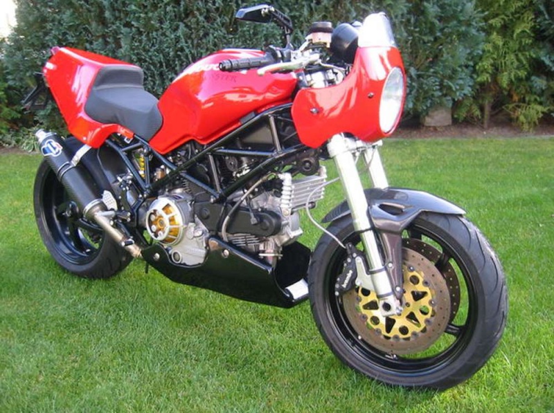 Monster bonne tronchasse....... Ducati30