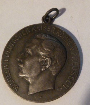 Médaille de la 121eme ID Bois le Prêtre 1915-1916 P1320112