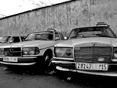 Taxi Mercedes  33025211