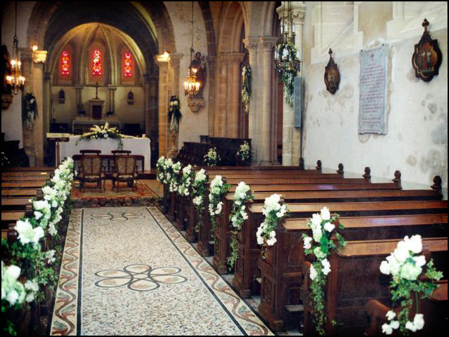 La petite chapelle de Fougères.   Intari10