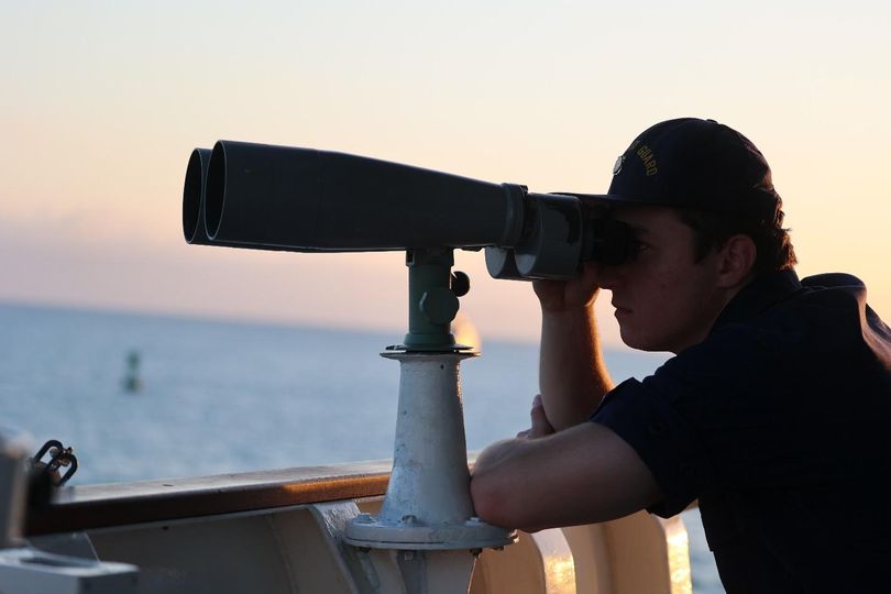 Fridayfromthefield -  U. S. Coast Guard (garde-côtes des États-Unis) 2023 - Page 2 10272