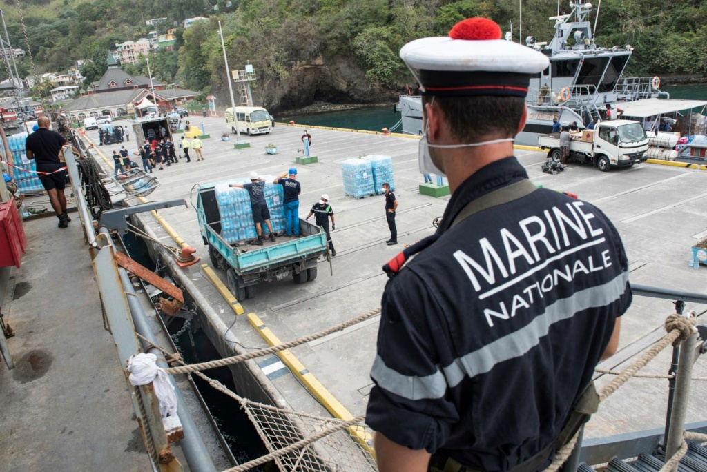 navgeek - Les actualités de la Marine Française - Page 12 275