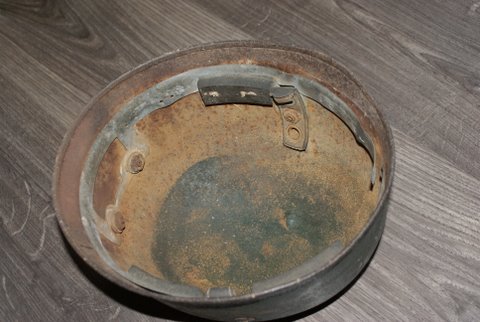 casque allemand para et brassard Dsc06412