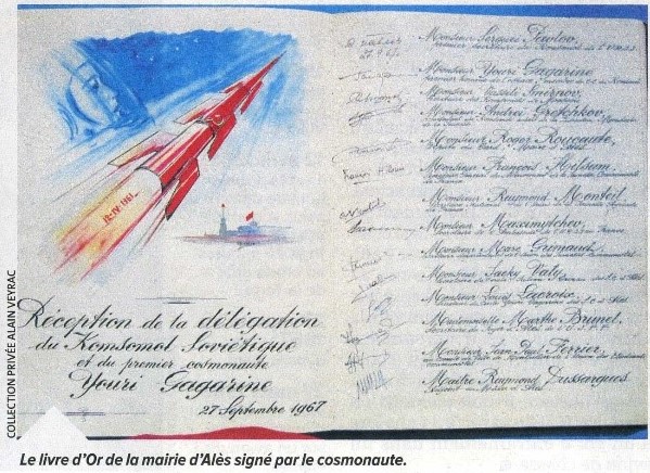 Signatures inconnues de cosmonautes russes ? Gagari10