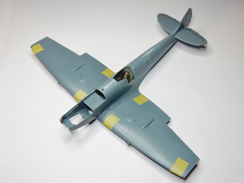 [Concours "les 80 ans de FAFL"] Spitfire Mk XVI "Alsace" avril 1945 Eduard 1/48 - Page 3 Dscn0274