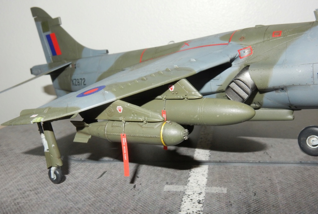 Hawker Siddeley Harrier GR-3 n°1 Squadron 1982 (Kinetic 1/48) Dscn3352
