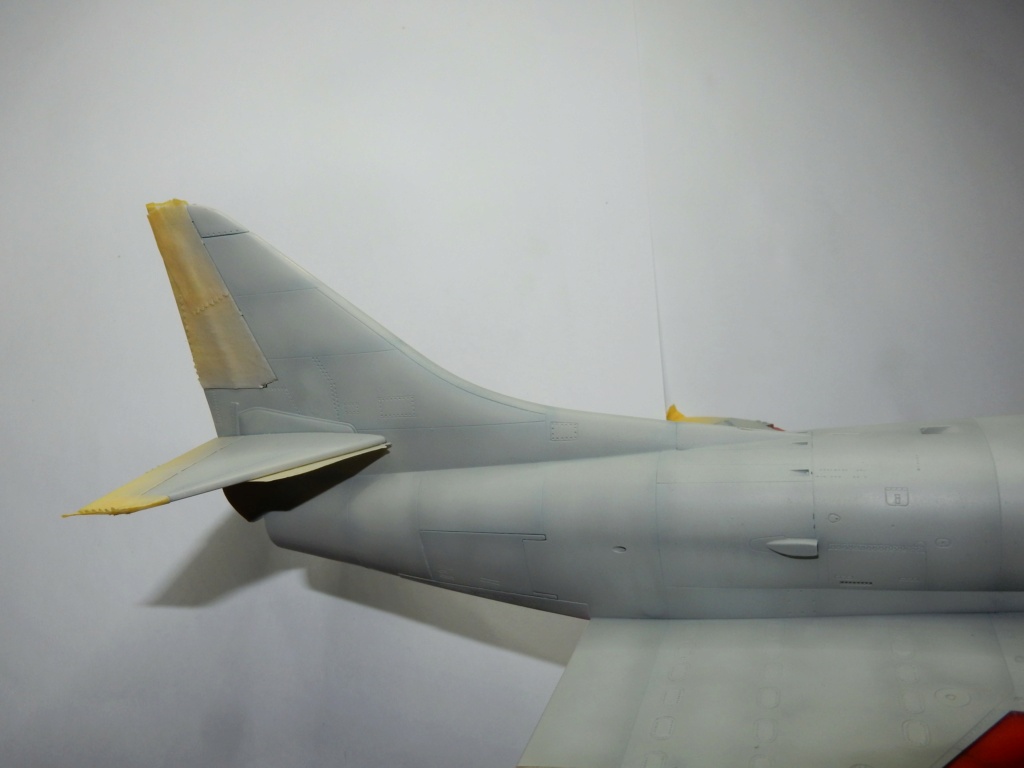 [Eduard (Hasegawa)] 1/48 - Douglas A-4E Skyhawk VA-72 "Blue-hawks" 1965   - Page 3 Dscn3568