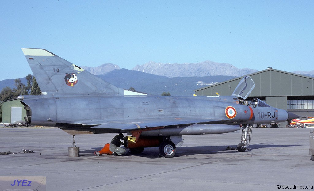 [Modelsvit] 1/72 - Dassault Mirage IIIC - Page 3 Mirage10