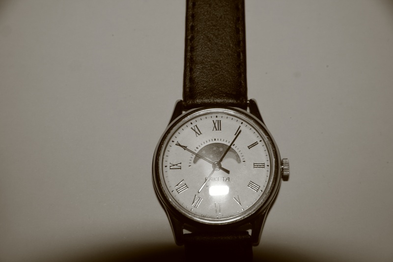 Raketa moon phase _mg_3710