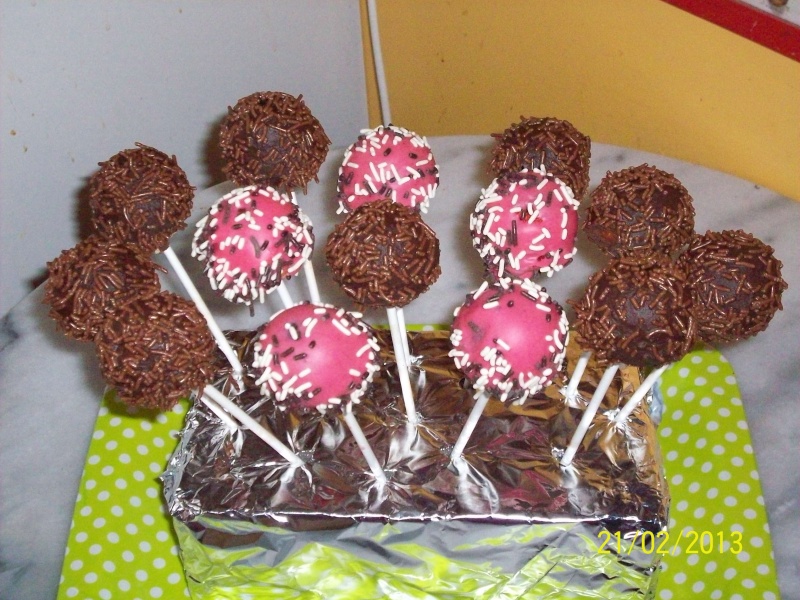 Cake pops - Page 9 100_4031