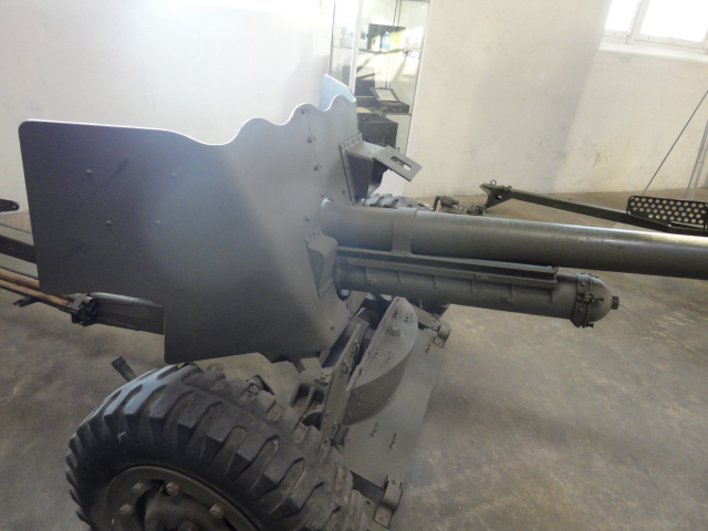 Ordnance QF 6-pounder 7 cwt Visit394