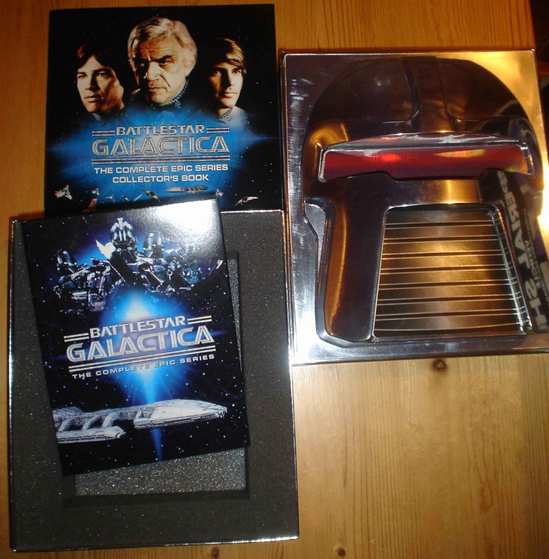 Does anyone else collect vintage Battlestar Galactica? Dsc06315