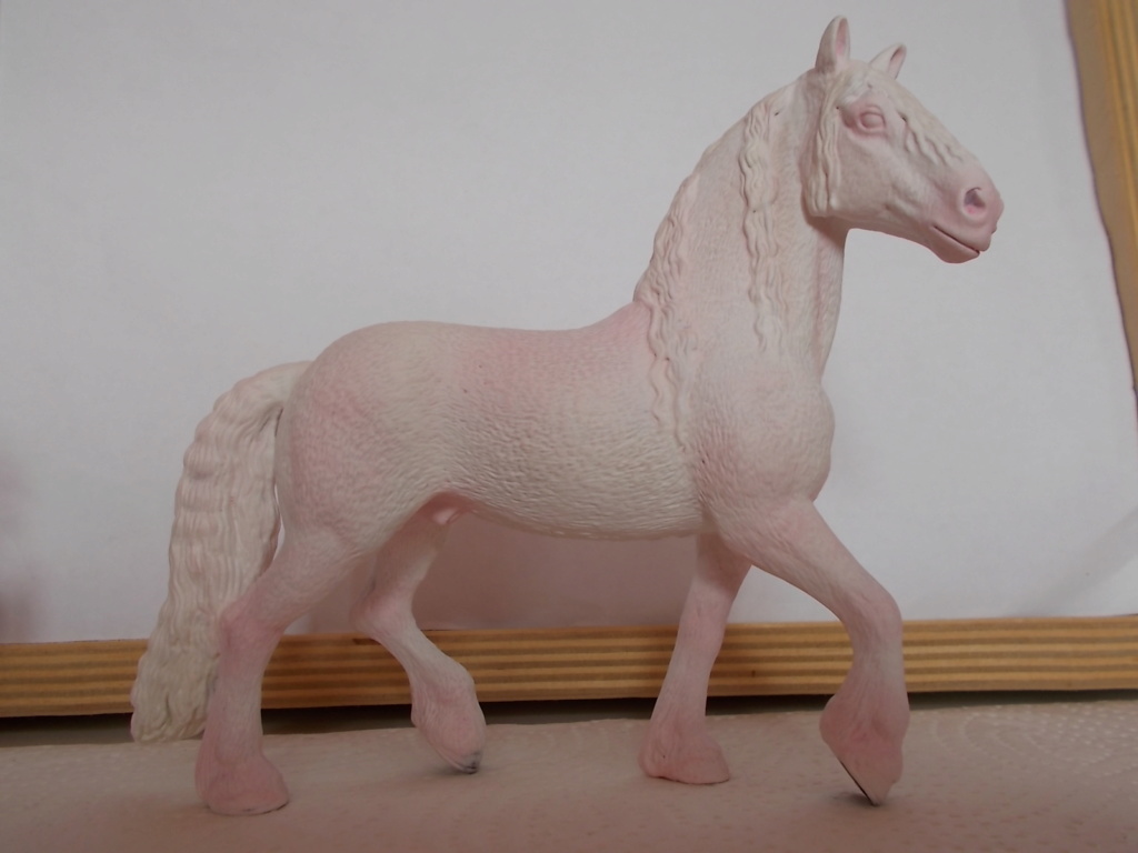 I started with repainting - Schleich horses - Page 7 Freise10