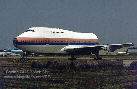 Photos étonnantes... Ua747-10