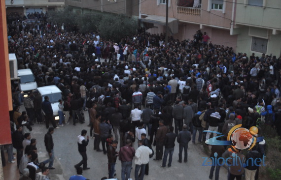 زايو : إضراب عام ومسيرة جماهيرية ناجحين Oousu110