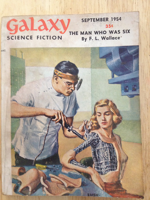 Vintage Science Fiction, Super heros  & Comics illustrations 74810510