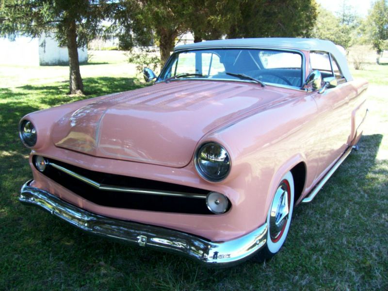 Ford Fairlane 1954