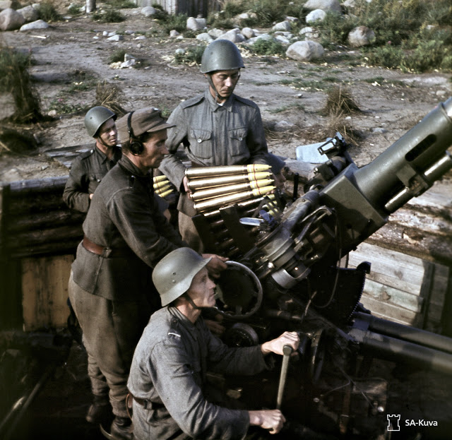 Images du groupe World War II in Original Color - Page 6 Finnis10
